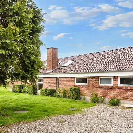 Holiday home 5 Person In Borkop-by Traum *